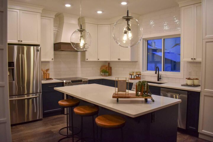 Property Photo: 12 Vanson Close AB T4S 0M3