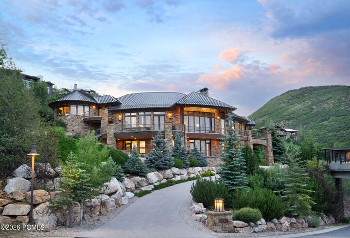Property Photo:  2698 W Deer Hollow Court  UT 84060 