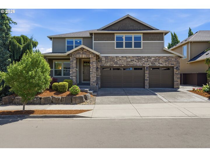Property Photo:  10507 NW 32nd Dr  WA 98685 