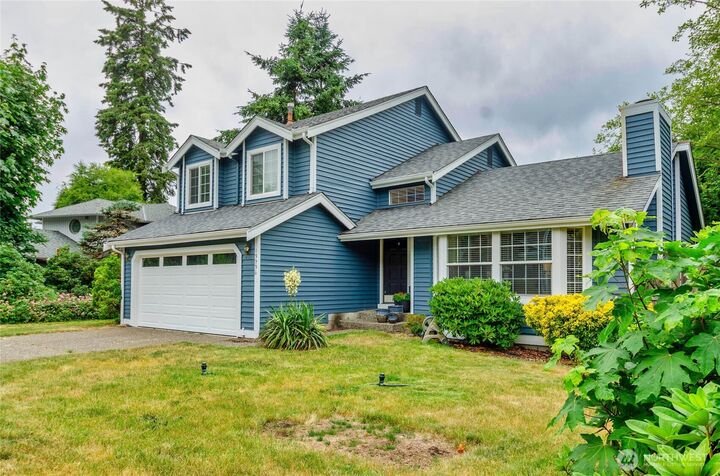 Property Photo:  13936 SE 158th Street  WA 98058 