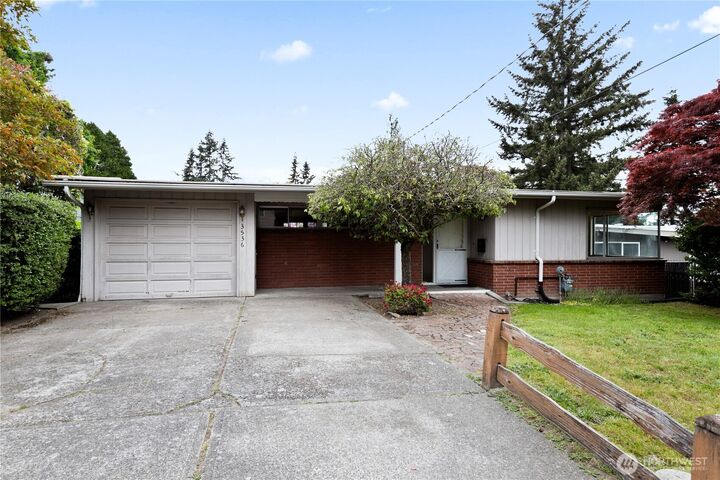 Property Photo:  3536 NE 94th Street  WA 98115 