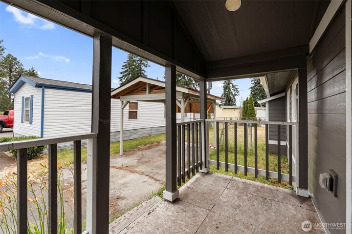 Property Photo:  6411  201st Avenue SW 21  WA 98531 