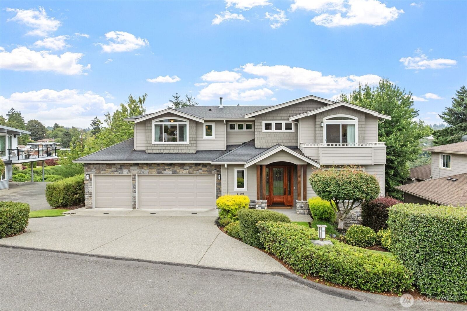 Property Photo: 21008 7th Avenue S WA 98198