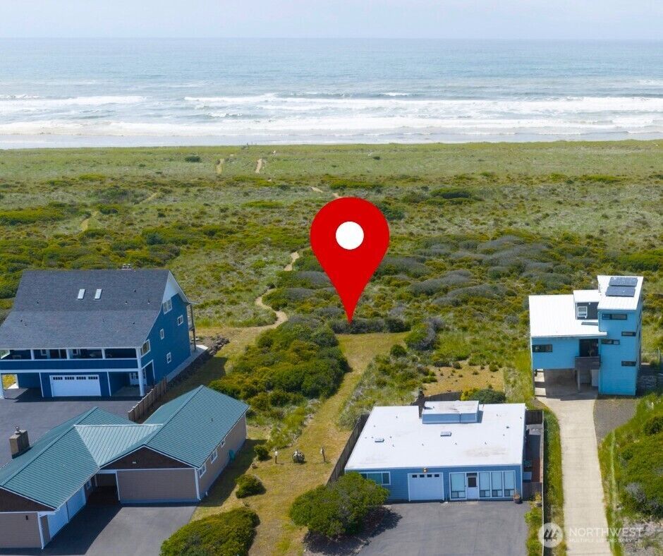 Property Photo:  1069  Ocean Shores Boulevard SW  WA 98569 