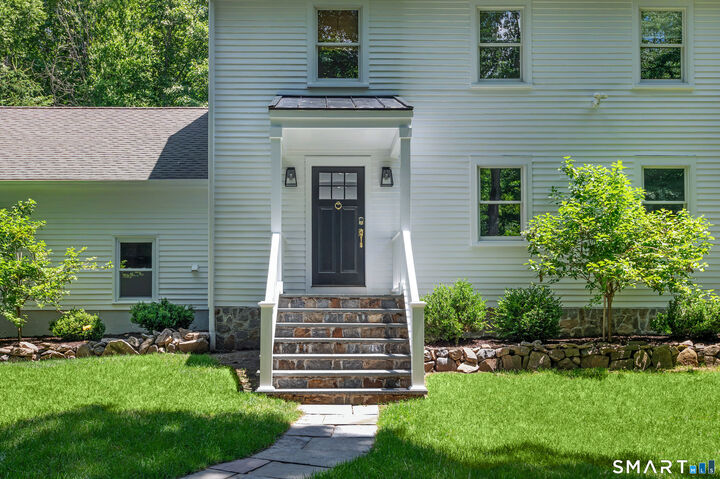 Property Photo:  564 Barrack Hill Road  CT 06877 