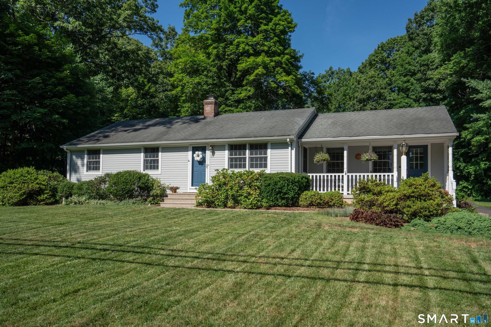 Property Photo:  45 Knollwood Road  CT 06032 