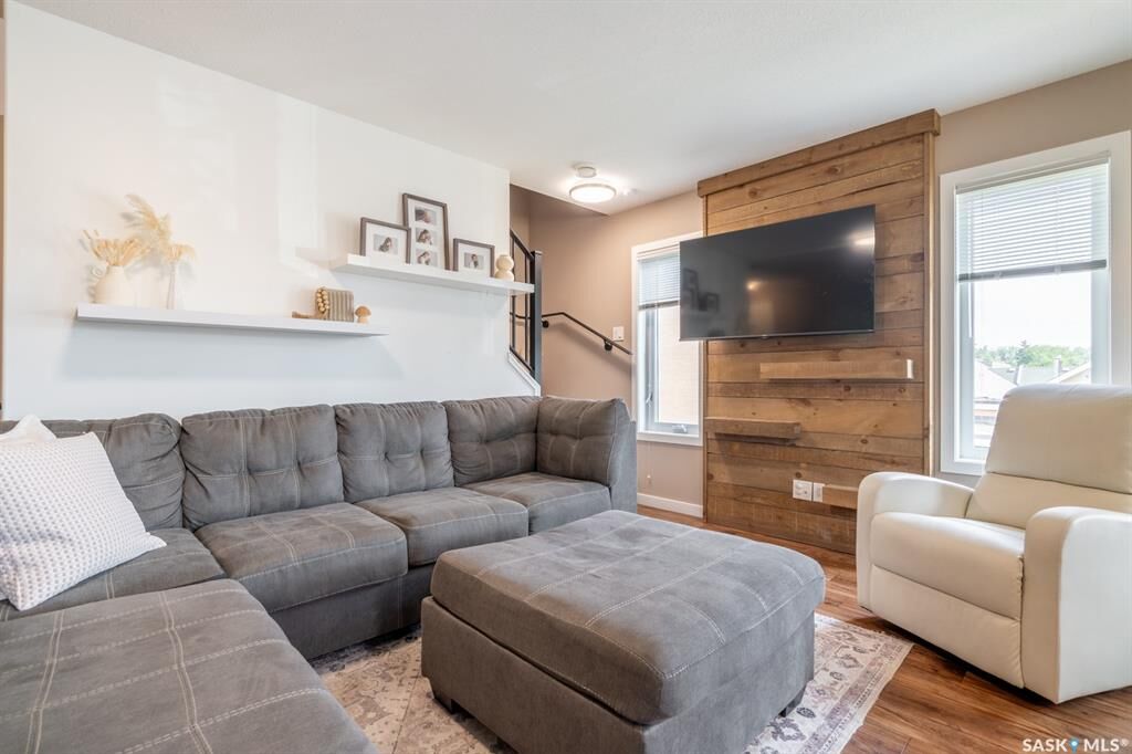 Property Photo: 1225 Empress Street 317 SK S4T 1G7
