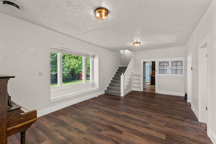 Property Photo:  311 W D St  ID 83352 