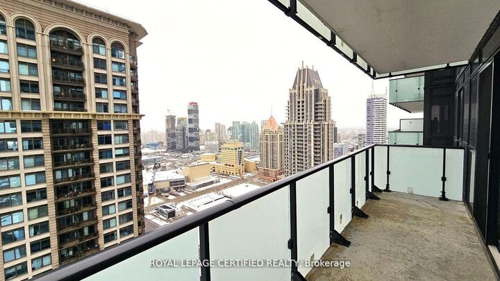 Property Photo: 430 Square One Drive 3011 ON L5B 0L6