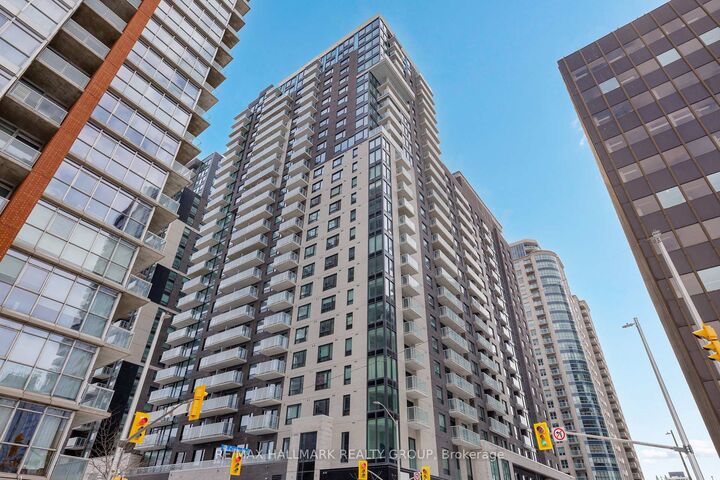 180 George Street 1408 — photo 1