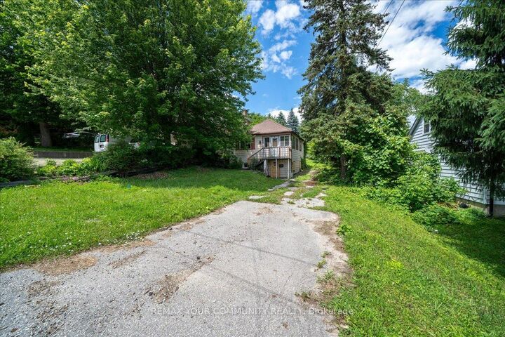 Property Photo: 48 Gamble Street ON L4L 1R3