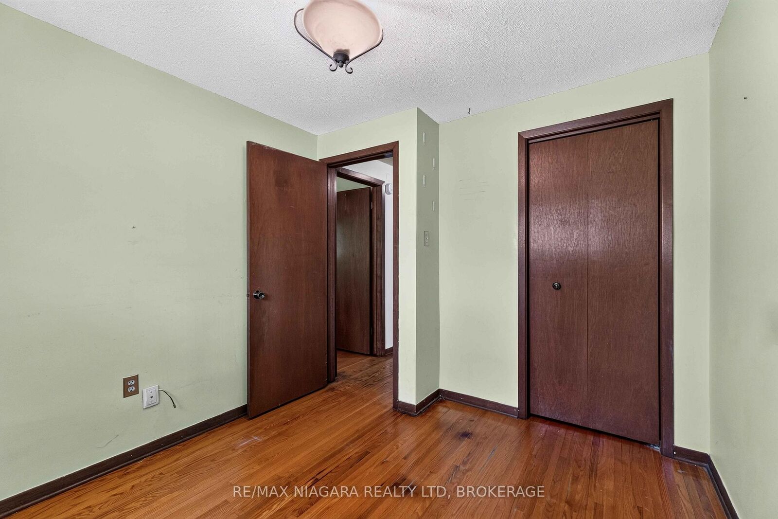 Property Photo: 3440 St. Patrick Avenue ON L2J 2N5