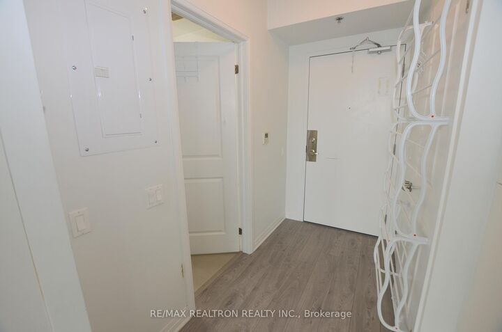 1900 Simcoe Street N 716 — photo 1