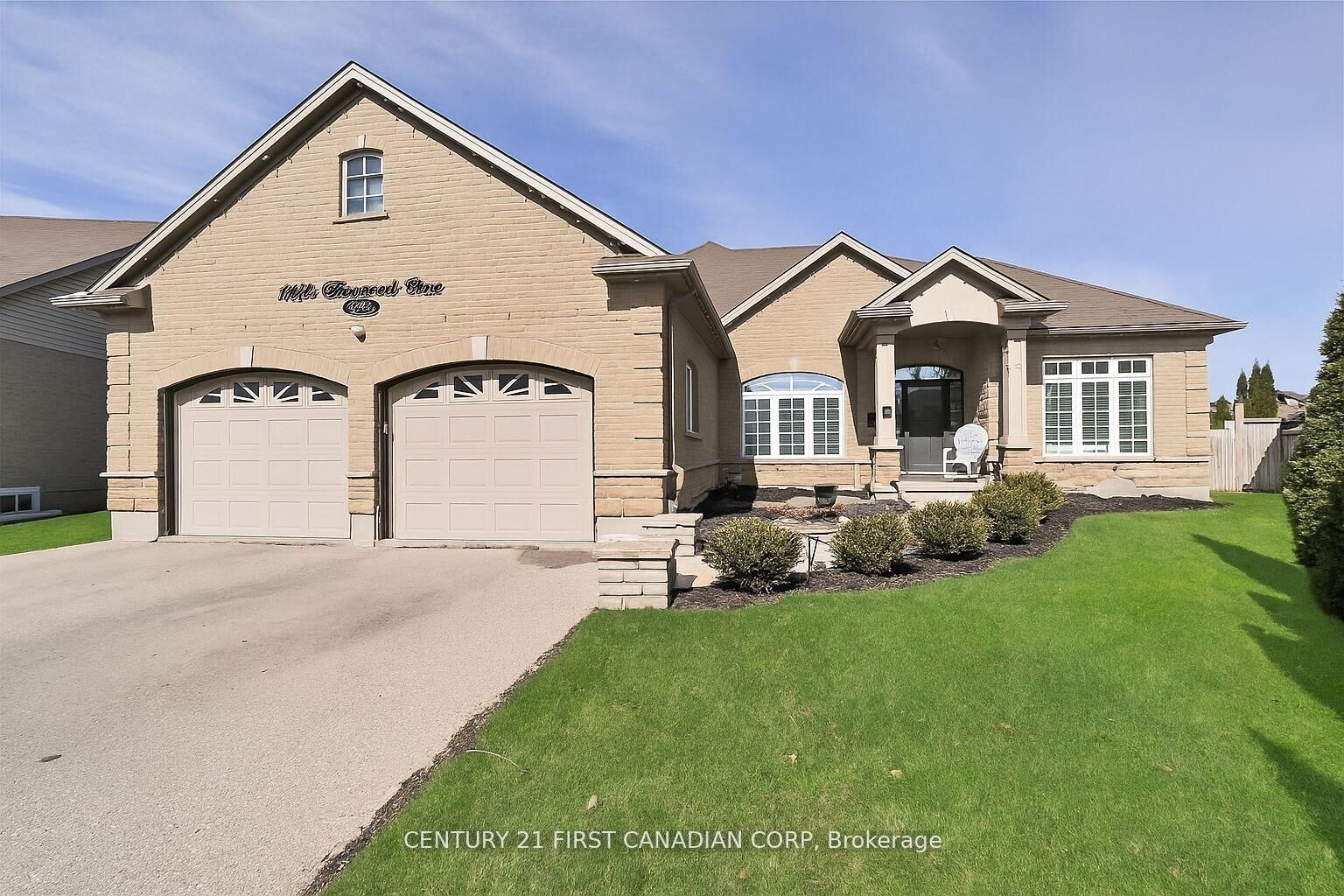 Photo de la propriété: 1924 Foxwood Avenue ON N6G 0C5