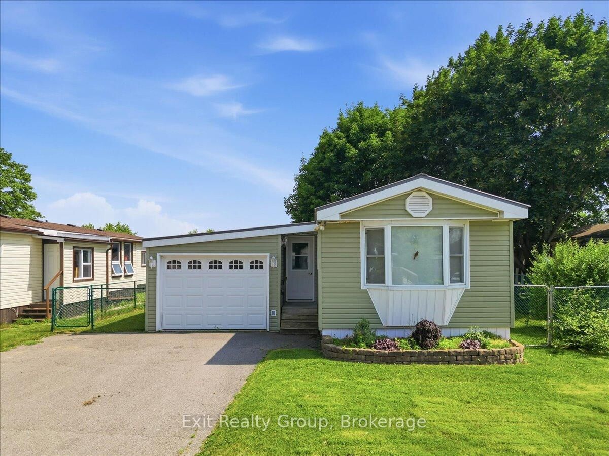 Property Photo: 7 Dove Lane ON K8N 4Z3