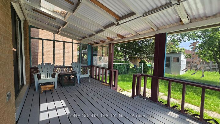 Property Photo:  25 Duxford Crescent  ON L3R 7B2 