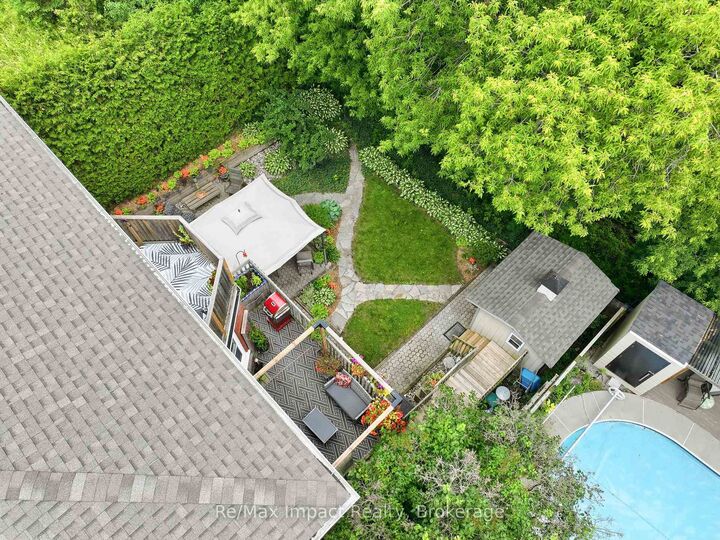 Property Photo:  293 Blue Heron Drive  ON L1G 6X7 