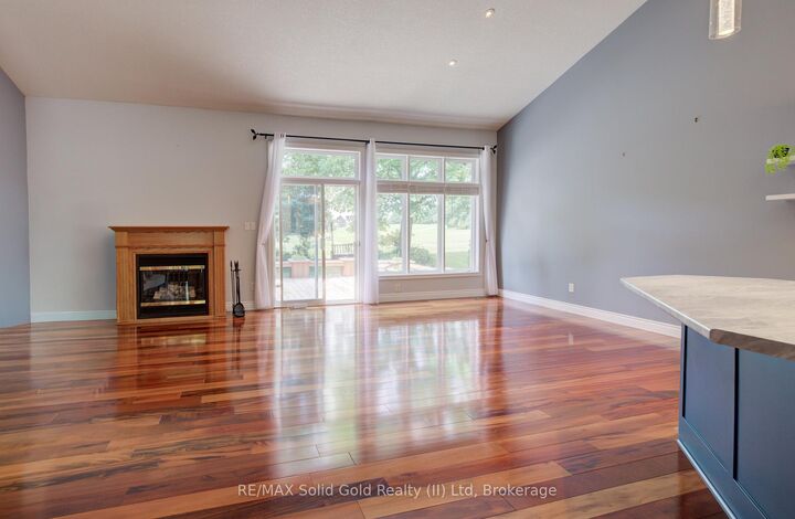 Property Photo:  11 Sun Valley Drive  ON N3A 3P8 