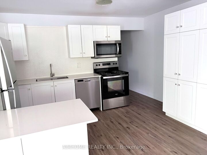 109 Westmount Road N — photo 1