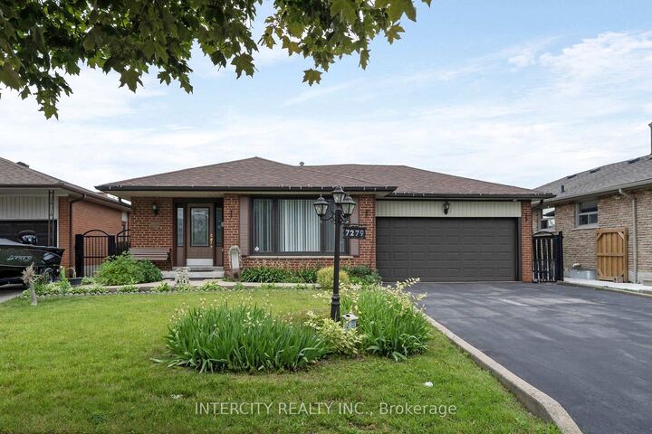 Property Photo:  7279 Vernor Drive  ON L4T 2P5 
