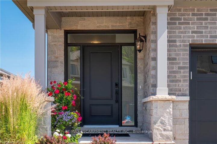 Property Photo:  38 Riesling Street  ON L3M 0L2 