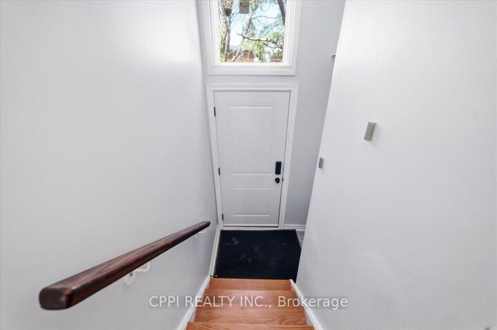Property Photo: 2 Davisbrook Boulevard 14 ON M1T 3P3