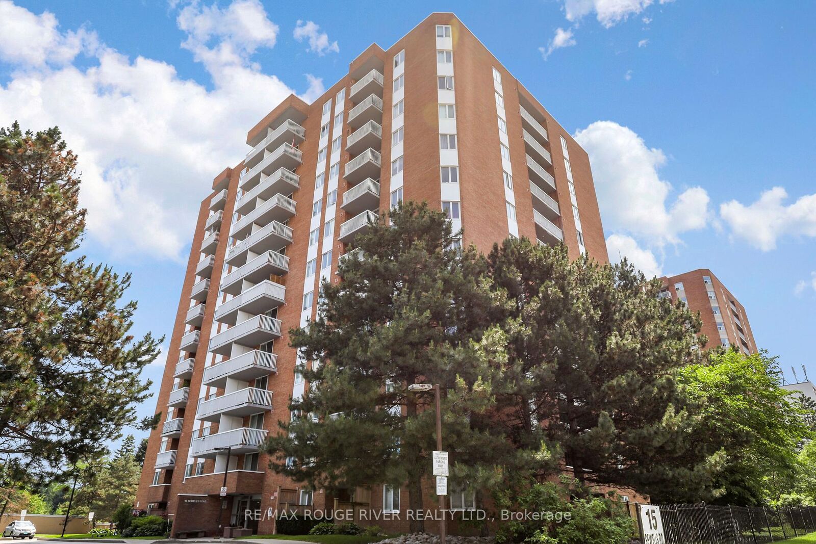 Property Photo: 15 Sewells Road 1005 ON M1B 3V7