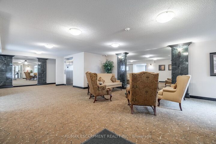 970 Golf Links Road 306 — photo 1