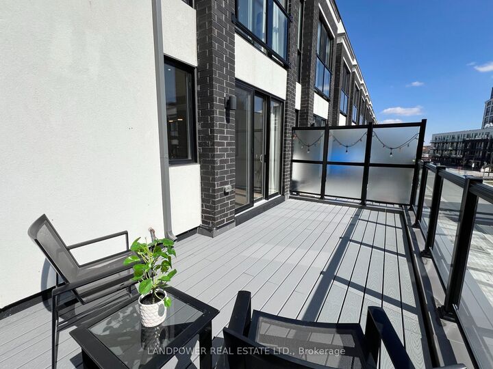 Property Photo: 1655 Bur Oak Avenue ON L6E 0H8