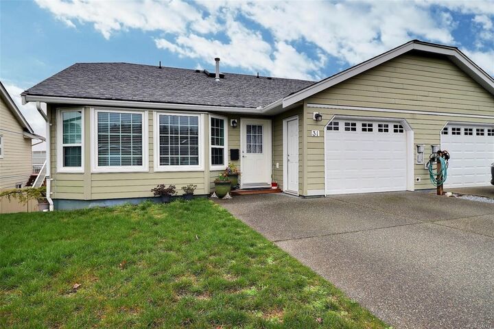 815 Dunsmuir Cres #31 — photo 1