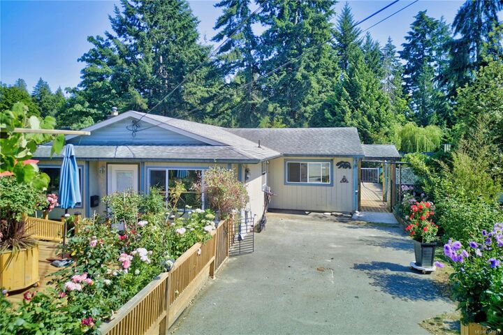 Property Photo: 5889 Turner Rd BC V9T 2N5