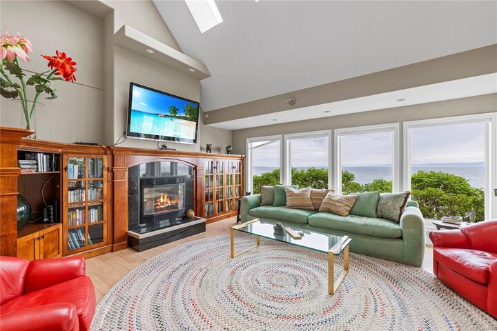 Property Photo: 2995 Island Hwy W BC V9K 2H2