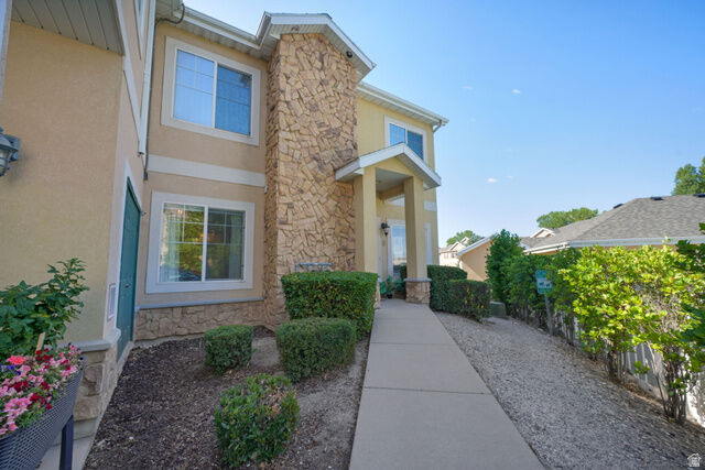 Property Photo: 1068 Canyon Meadow Drive 8 UT 84606