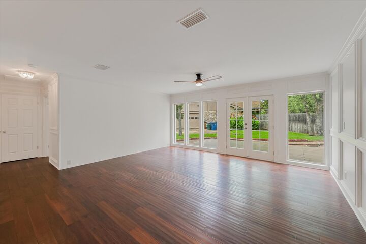 Property Photo: 11906 Arch Hill Drive TX 78750