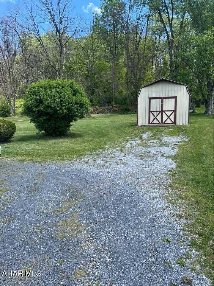 Property Photo: 1060 Industrial Avenue PA 15522