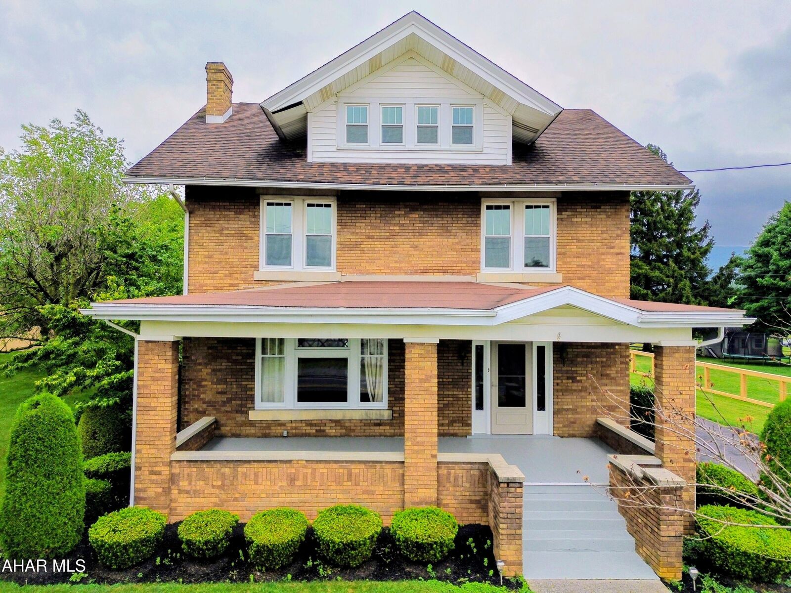 Property Photo: 4080 Woodbury Pike PA 16695
