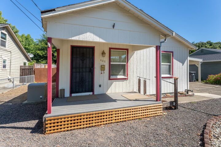 Property Photo:  408 Grove Avenue  CA 95482 