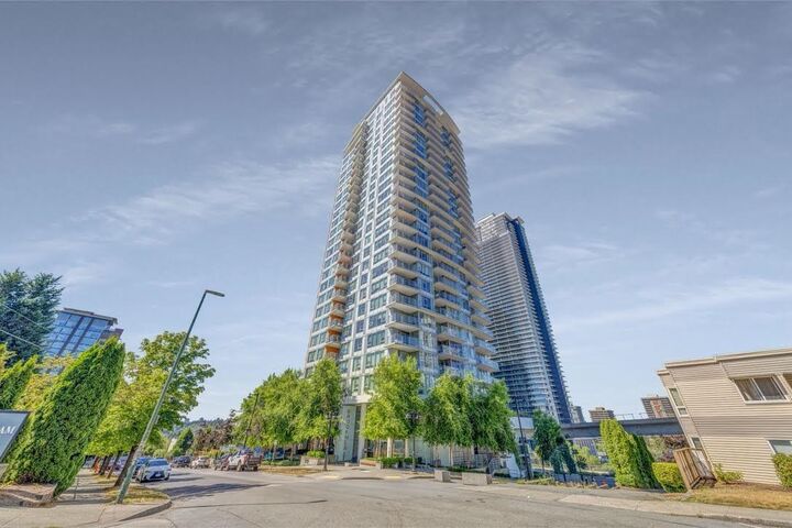 530 Whiting Way 2704 — photo 1