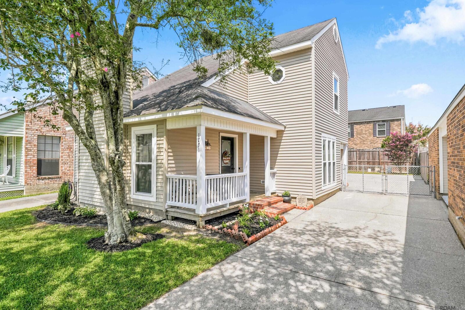 Property Photo: 1771 Manor Oak Dr LA 70810