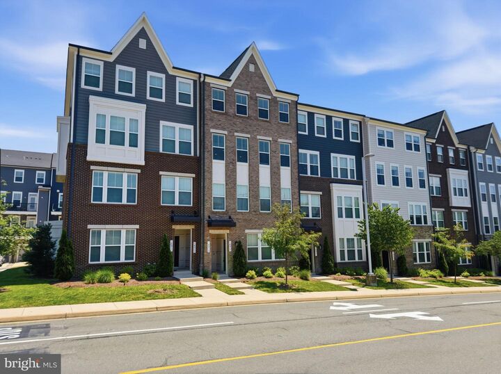 Property Photo:  14915 River Walk Way  VA 22191 