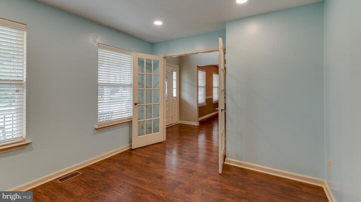 Property Photo:  45966 Blue Jay Court  MD 20634 