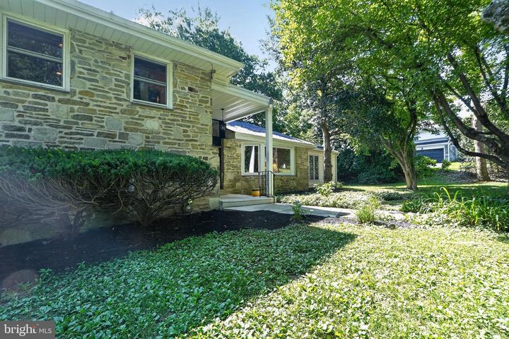 Property Photo:  1904 Quill Lane  PA 19075 