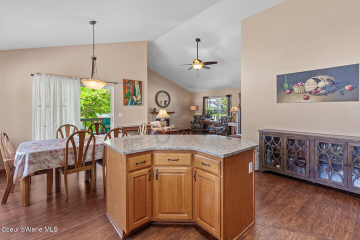 Property Photo:  1143 W Sycamore Ave  ID 83815 