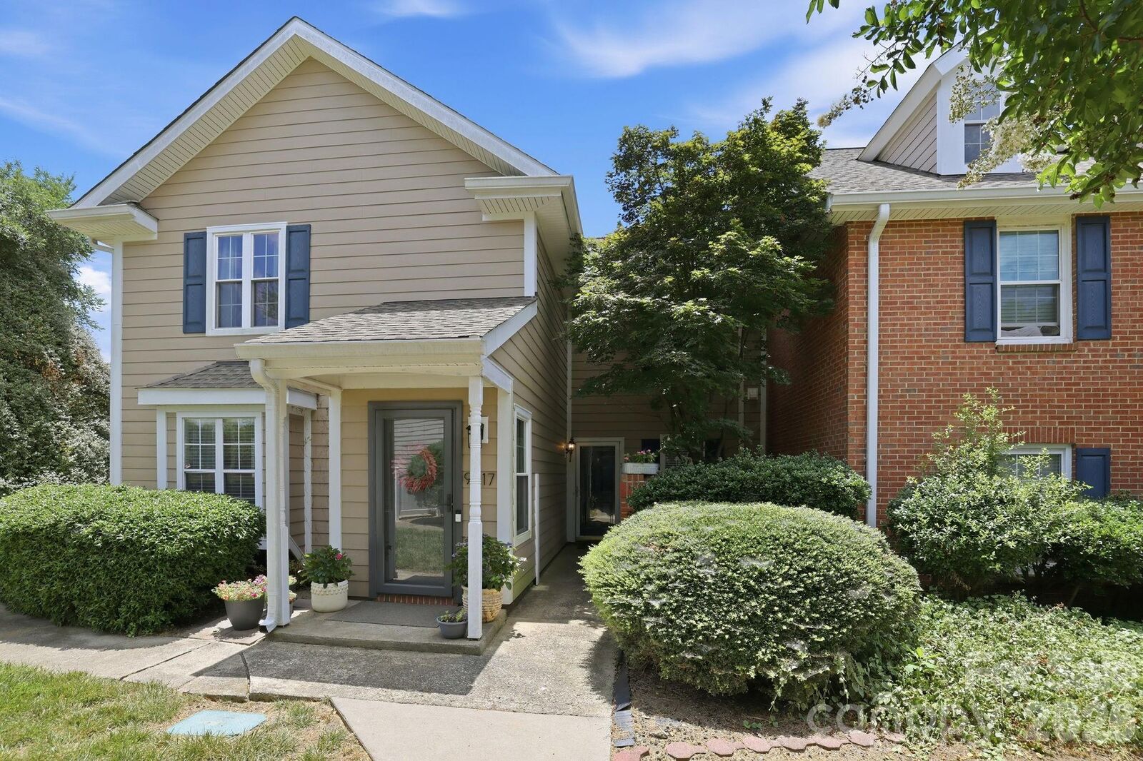 Property Photo:  9319 S Vicksburg Park Court  NC 28210 