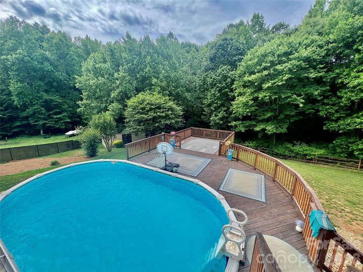Property Photo:  6231 Neptune Drive  NC 28037 