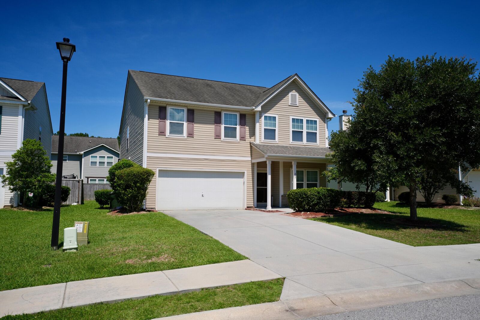 Property Photo:  407 Thoroughbred Drive  SC 29461 