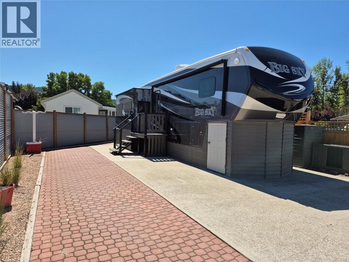Property Photo:  415 Commonwealth Road 151  BC V4V 1P4 