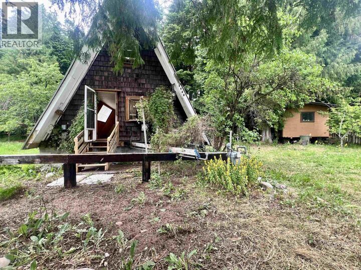 Property Photo: 3940 Dobbie Street BC V8G 3M7