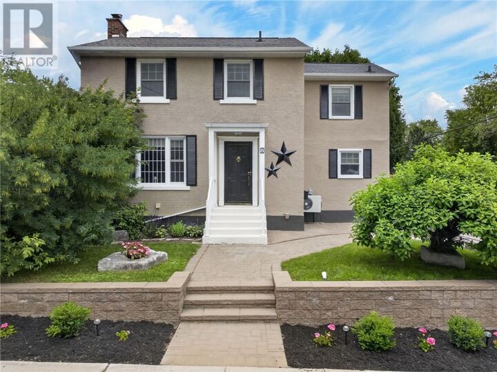 8 St. Brendan Street — photo 1