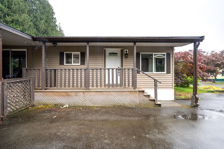 Property Photo:  52324 Yale Road 8  BC V0X 1X1 